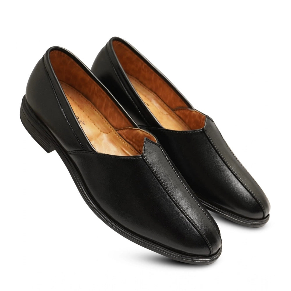 Generic Men's Casual Faux Leather Solid Slip-on Formal Shoes (Black) Main image
