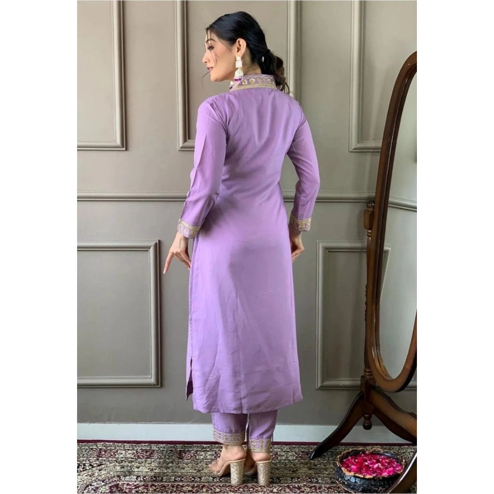Generic Women's Roman Silk Embroidery 3-4th Sleeve V-Neck Kurti With Pant Dupatta Set (Lavender) Secondary image