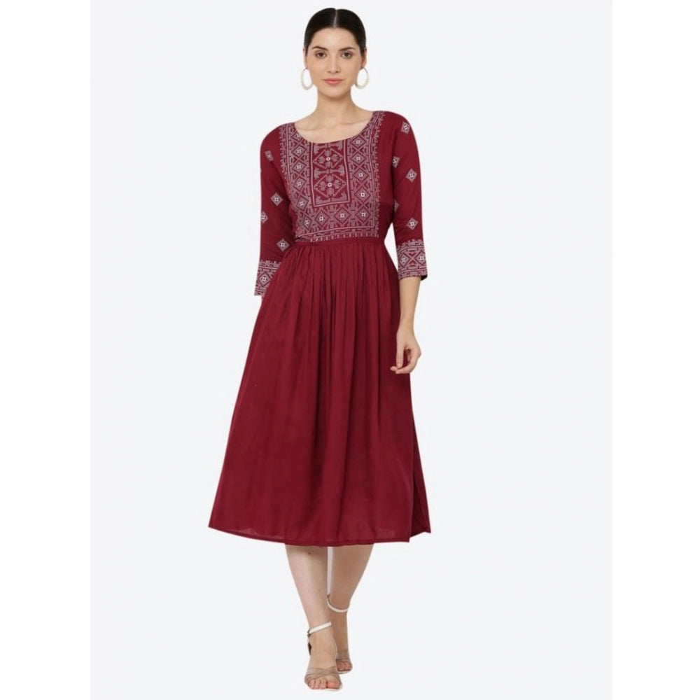 Generic Women's Casual Rayon 3-4th Sleeves Kurti (Maroon) Main image
