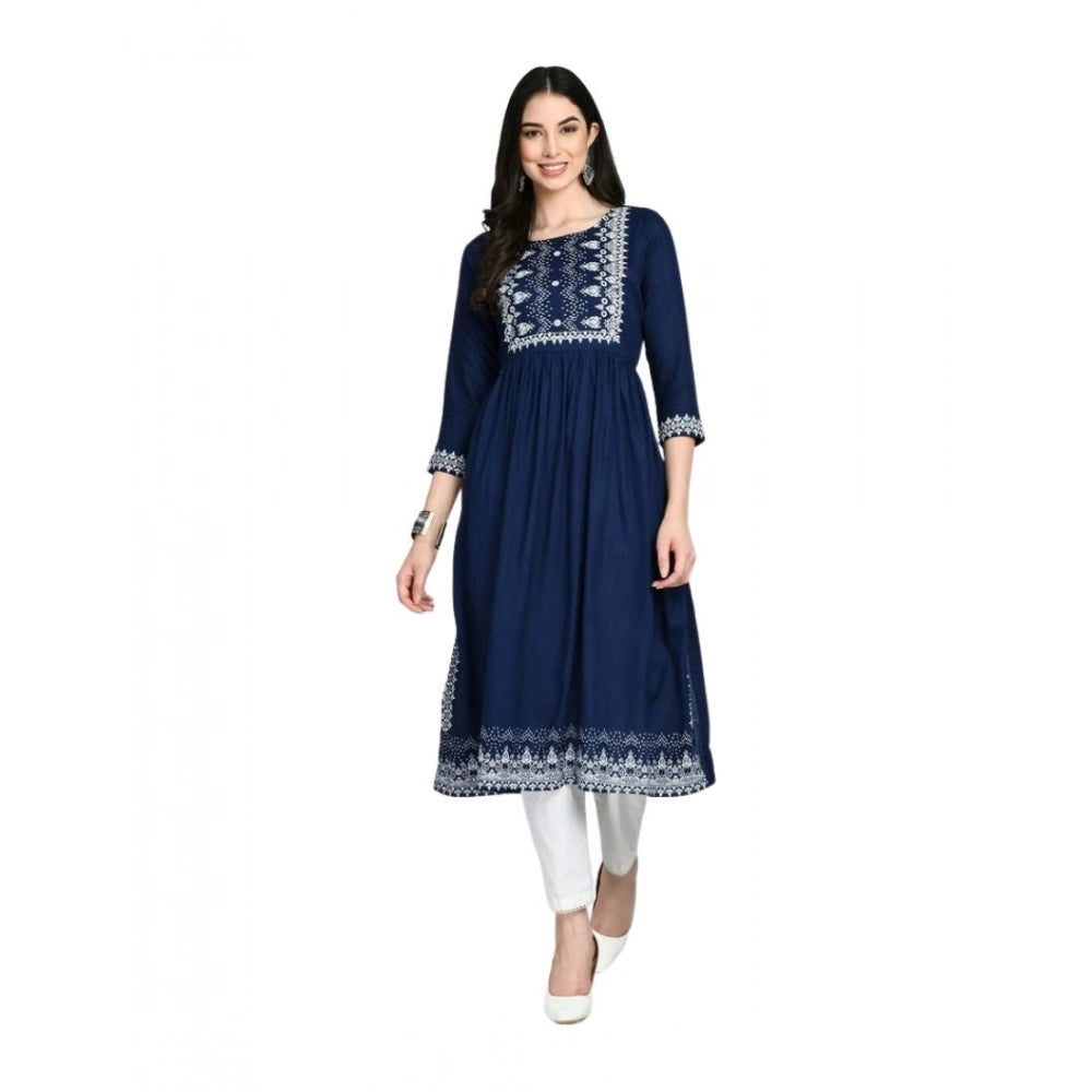 Generic Women's Casual Rayon 3-4th Sleeves Kurti (Blue) Main image